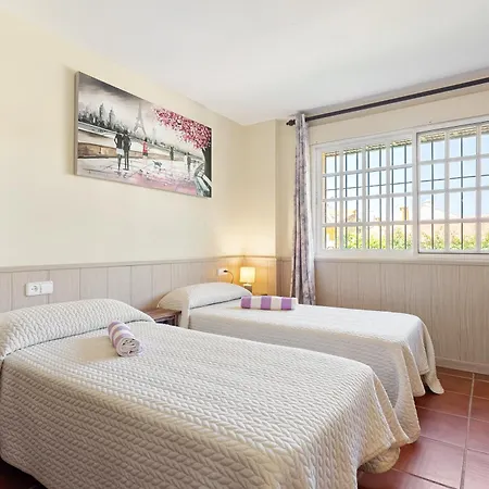 Casa Del Golf - 10 Minutes Walk Villa *